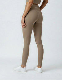 Signature Join The Set Leggings in Bronzed Olive